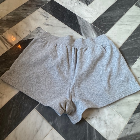 Low Key Sweat Short - Picture 2 of 4